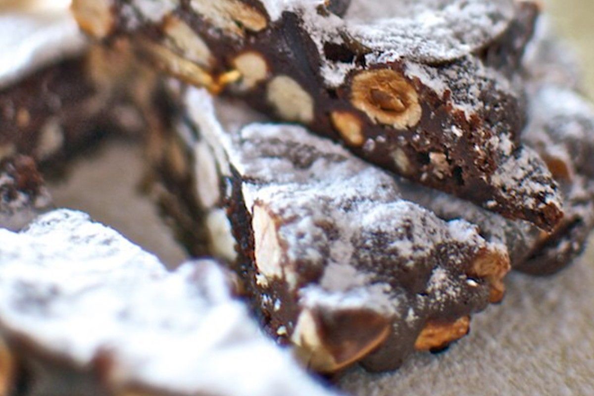 Gâteau de Sienne au Chocolat et Poivre Sauvage Gâteau de Sienne au Chocolat et Poivre Sauvage