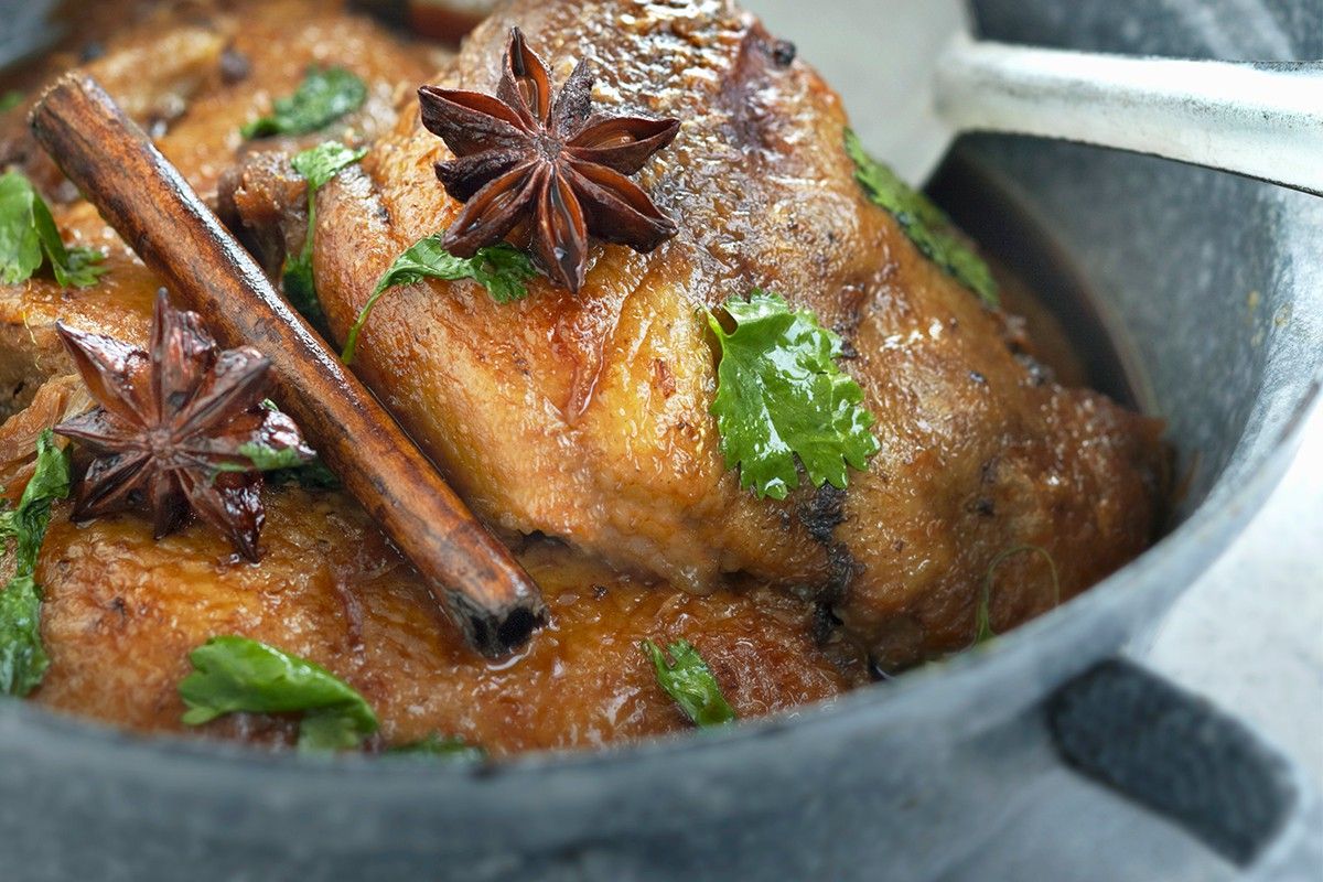 Canard laqué au miel épicé et à la cannelle Canard laqué au miel épicé et à la cannelle