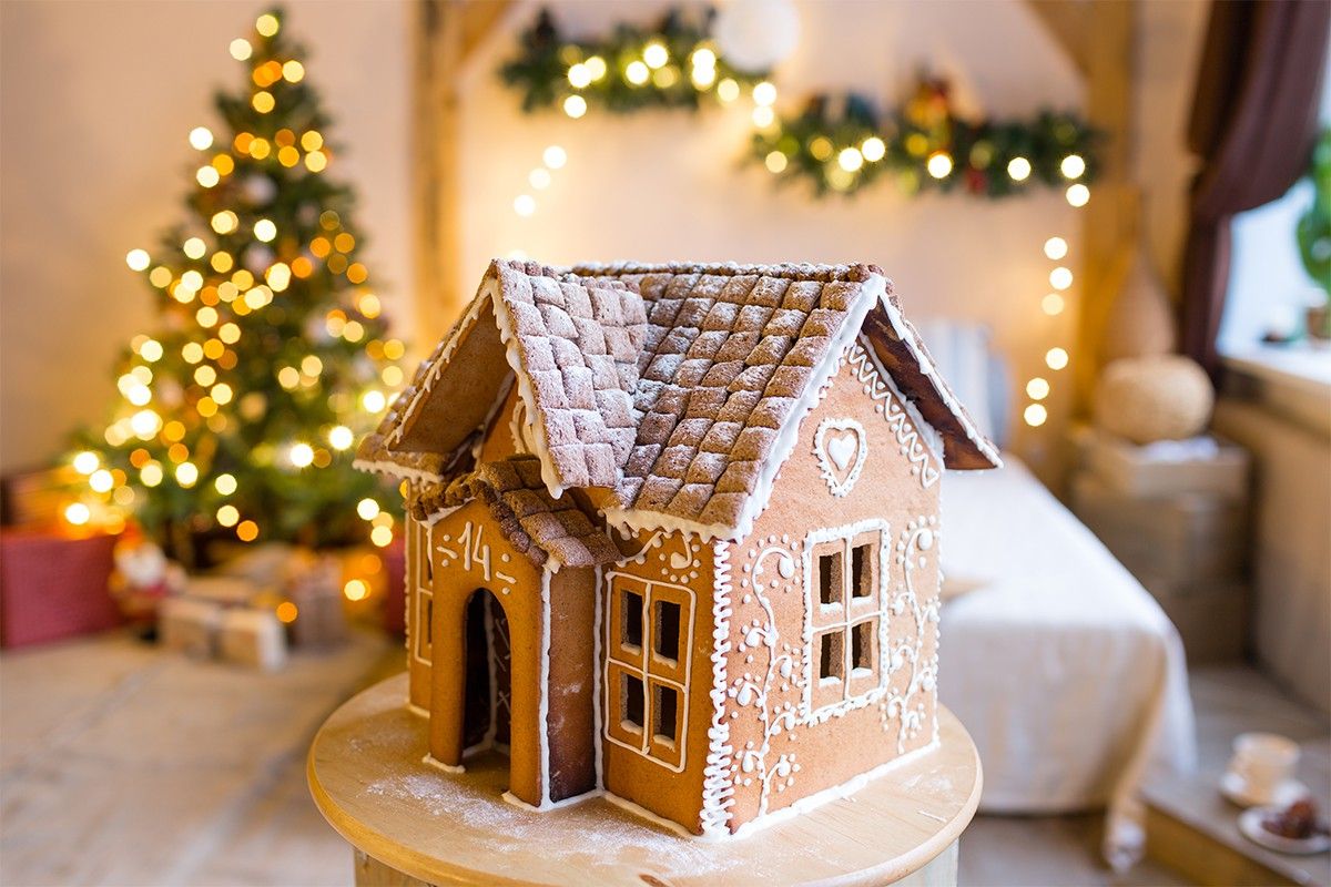 La Maison en Pain d’Epice de Noël : la recette traditionnelle de grand-mère La Maison en Pain d’Epice de Noël : la recette traditionnelle de grand-mère